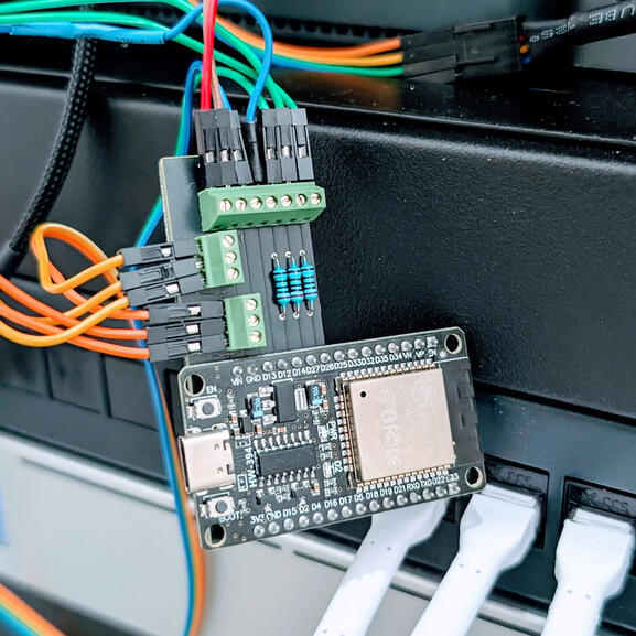 Custom made PCB board for thermal management controller.